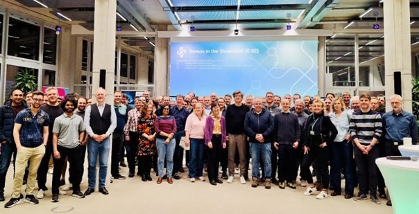 Gruppenfoto der Projekte bei der Abschlussveranstaltung von CampusOS im März 2025